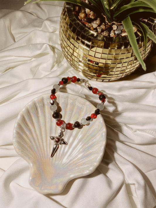 DARK ROMANCE HANDMADE ARMBAND🖤