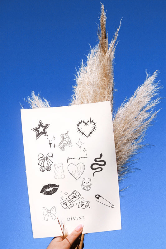 TEMPORÄRE TATTOOS Y2K.