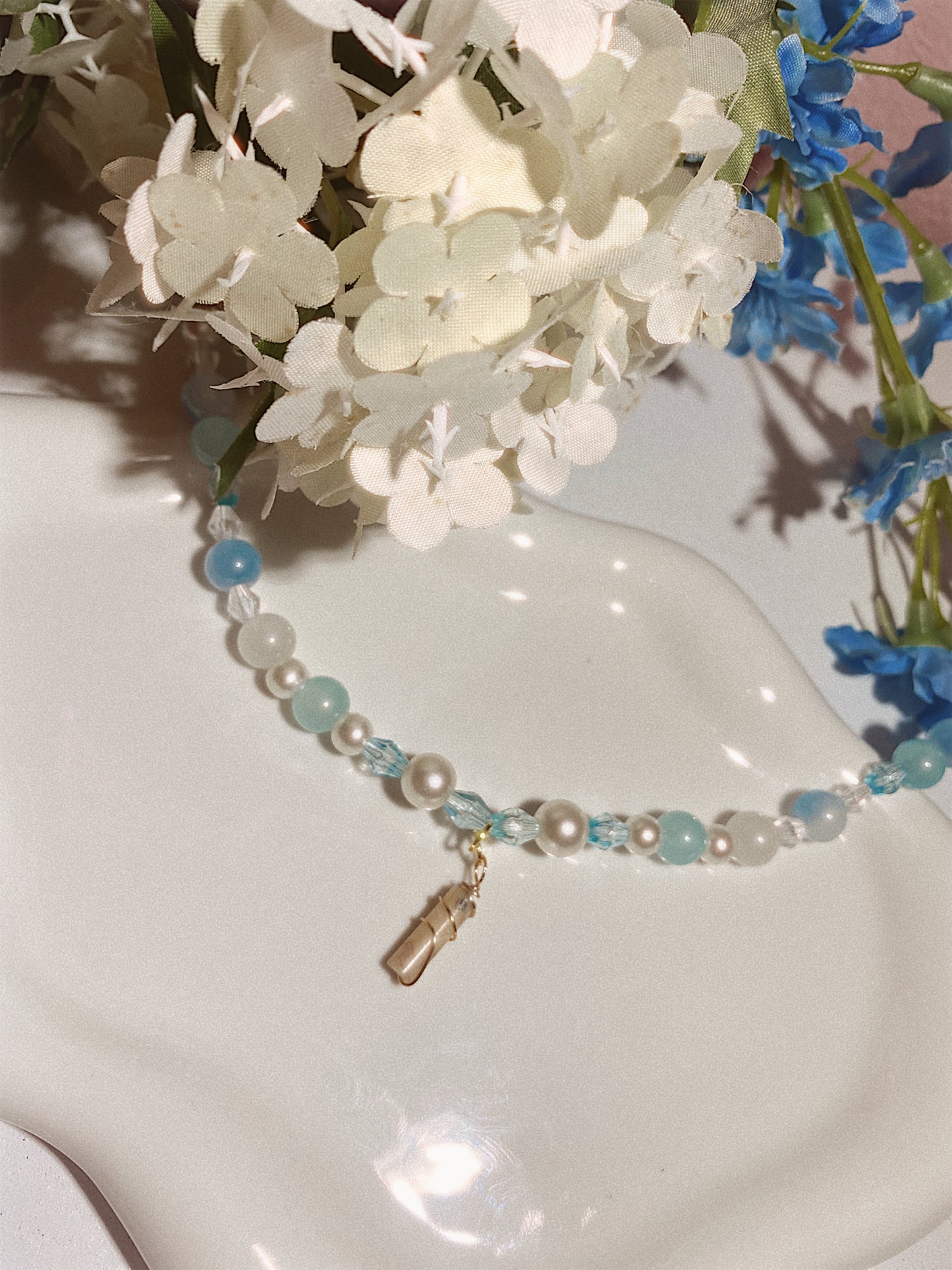 ❄️ FROSTY ARMBAND – WINTER GLOW EDITION ❄️